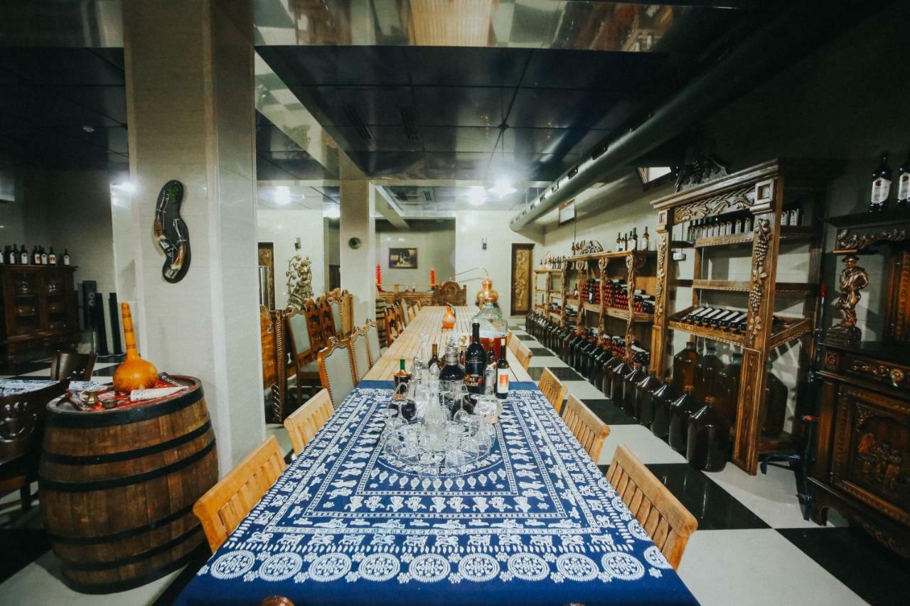 Hotel Wine Palace Tbilissi Extérieur photo